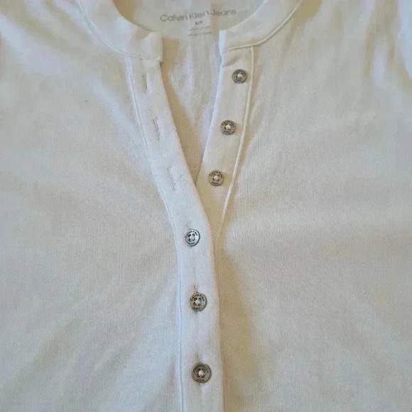 New! Calvin Klein Jeans White T-shirt Small  Henley Button Up Casual Cotton Tee - Picture 9 of 12